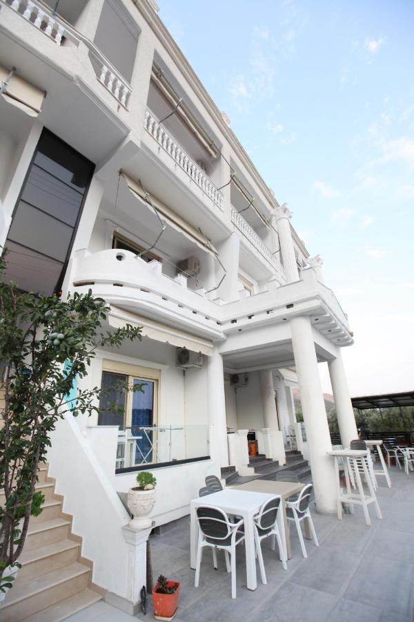 Hotel Kristal Borsh Esterno foto