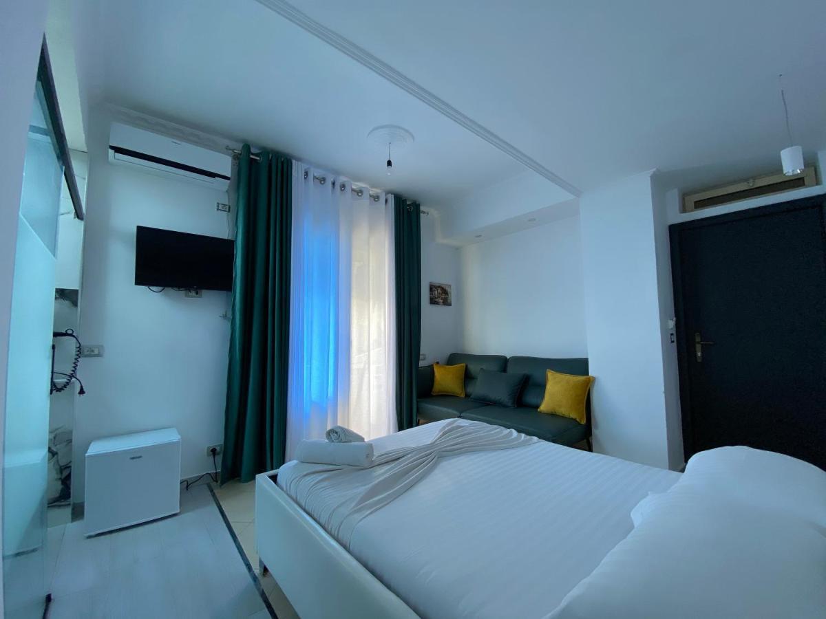 Hotel Kristal Borsh Esterno foto