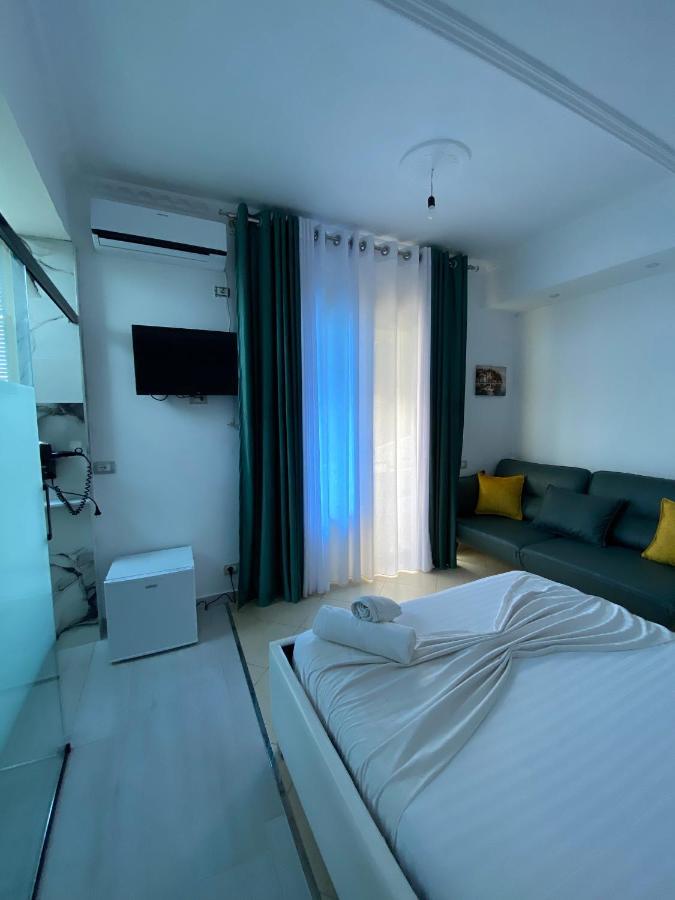 Hotel Kristal Borsh Esterno foto