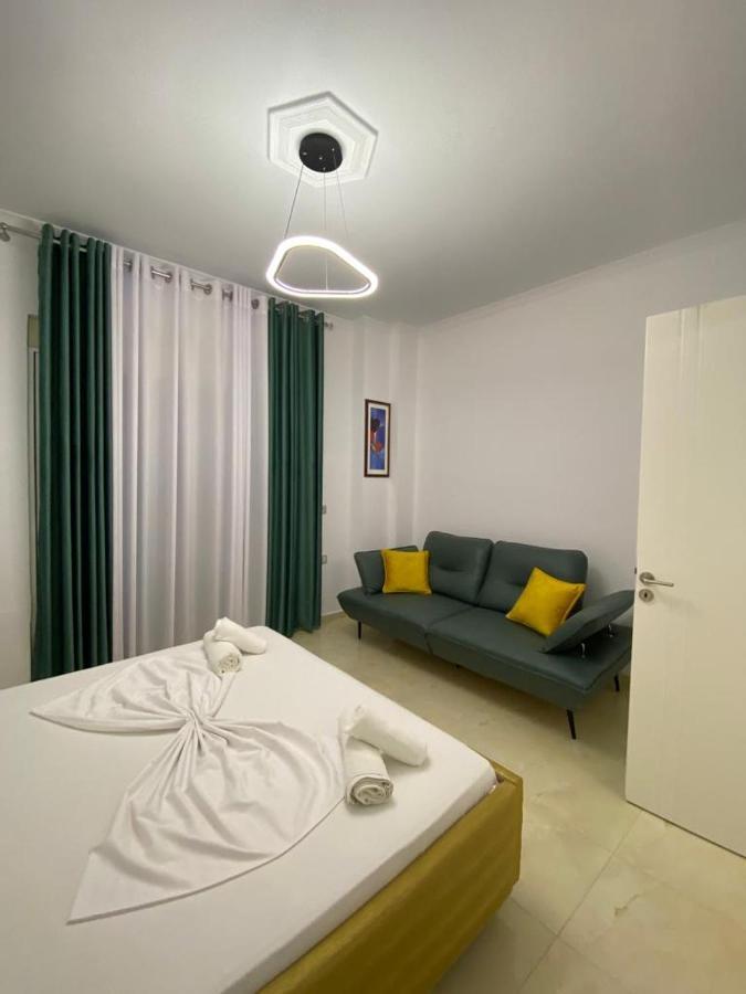 Hotel Kristal Borsh Esterno foto